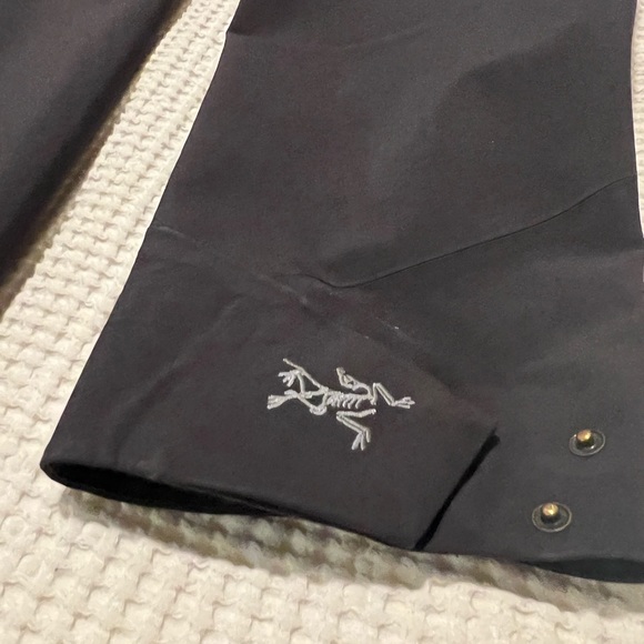 Rain coat - waterproof Arc’teryx - Picture 1 of 4